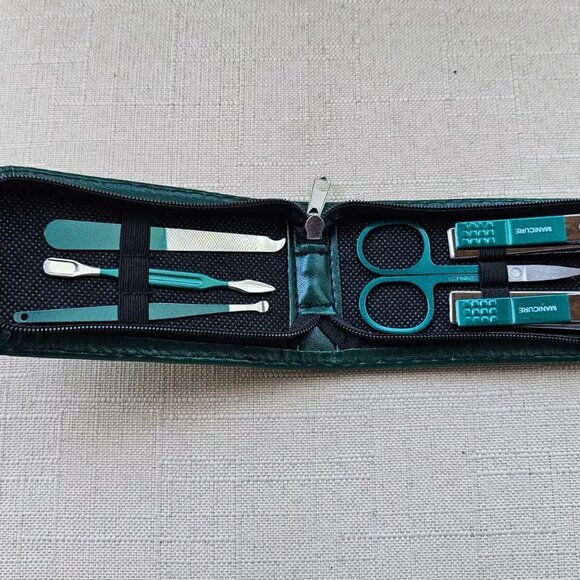 Piece Professional Manicure and Pedicure Tool Set Nail Clippers Cutters Pusher - Picture 7 of 10